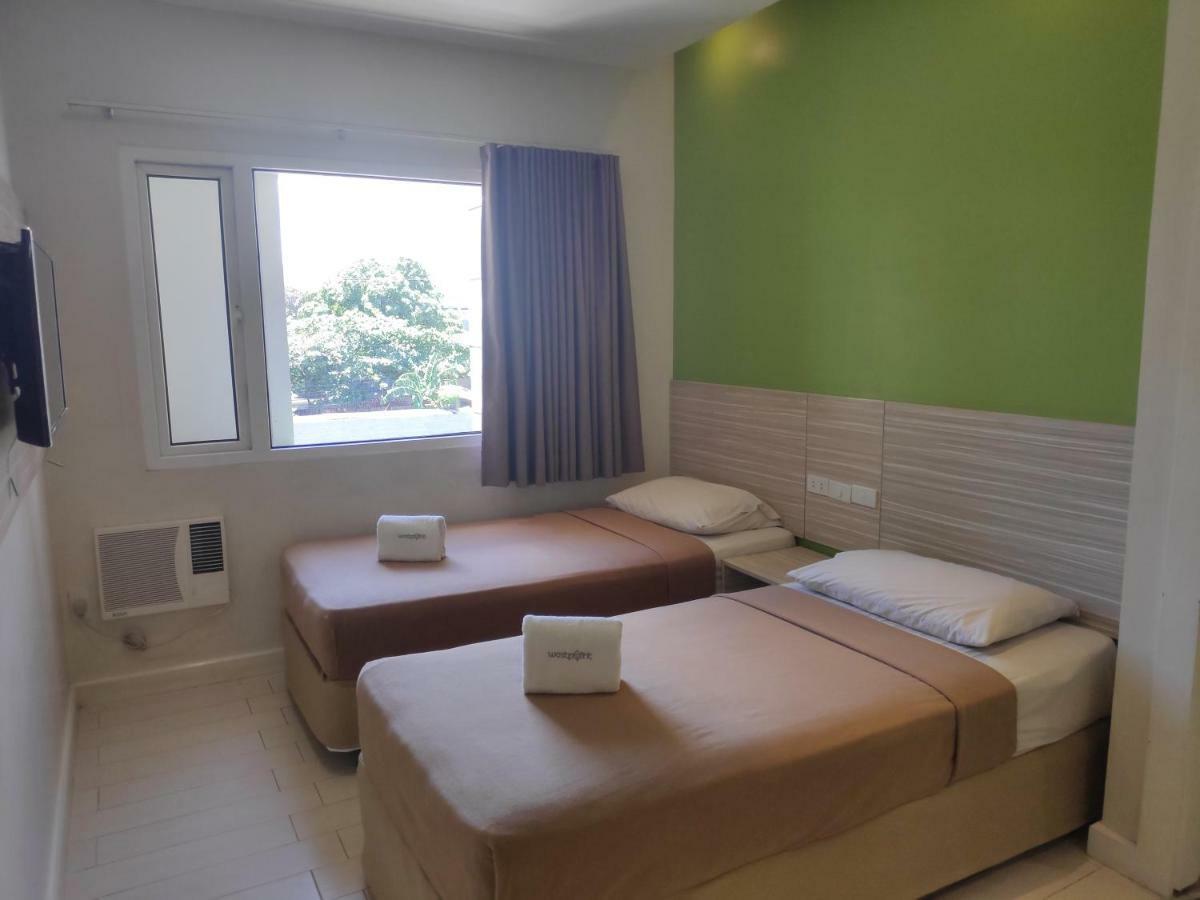 Westpoint Hotel Cebu Exterior photo